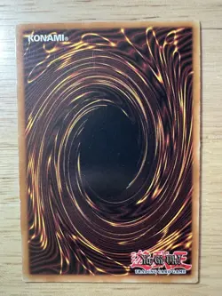 Blue Eyes White Dragon LOB-001 Ultra Rare Holo The Legend of Yugioh MPHP - Image 4