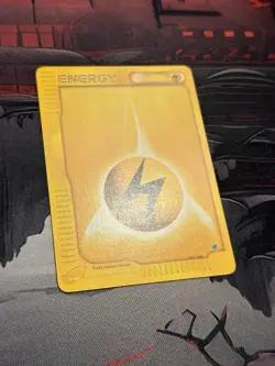 Lightning Electric Energy 163/165 VLP Expedition E Reader Pokemon Card! - Image 4