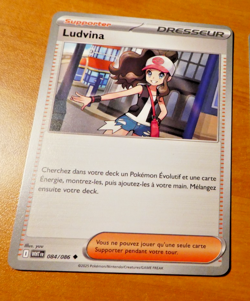 POKEMON FLAMME BLANCHE CARD CARTE LUDIVINA 084/086 WHT EV10.5 FR MINT 2025 - Image 1
