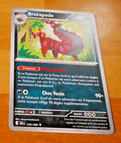 POKEMON FOUDRE NOIRE CARD CARTE BRUTAPODE 056/086 BLK EV10.5 FR MINT 2025 - Image 1