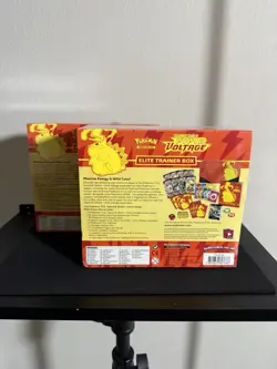 Pokemon TCG Vivid Voltage Elite Trainer Box ETB BRAND NEW SEALED - Image 3