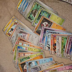 Pokemon TCG - Black bolt bulk joblot All holo & pokaballs approximately 67 N/M - Image 4