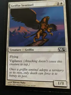 Magic the Gathering (mtg): M14: Griffin Sentinel TCG TRADING CARD - Image 1