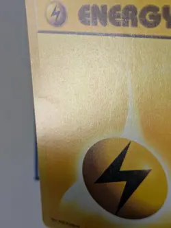 Pokemon Card WOTC Lightning Energy 100/102 Base Non-holo Unlimited 1999 - LP - Image 3