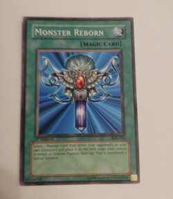 YuGiOh! Monster Reborn SDK-036 First Edition - Image 1