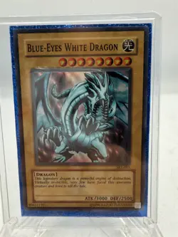 VINTAGE YU-GI-OH 1996 BLUE-EYES WHITE DRAGON HOLO SKE-001 YUGIOH - Image 1