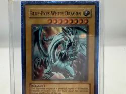 VINTAGE YU-GI-OH 1996 BLUE-EYES WHITE DRAGON HOLO SKE-001 YUGIOH - Image 3