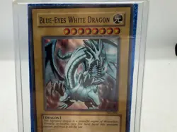 VINTAGE YU-GI-OH 1996 BLUE-EYES WHITE DRAGON HOLO SKE-001 YUGIOH * - Image 4