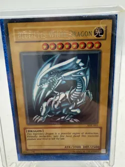 VINTAGE YU-GI-OH 1996 BLUE EYES WHITE DRAGON SDK-001 CARD YUGIOH - Image 2