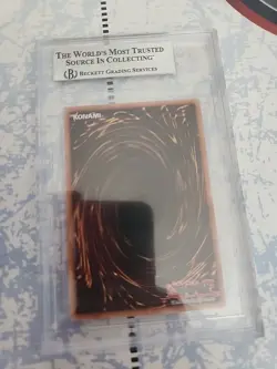 2017 Yugioh Dark Magician Mega-Tins Limited Edition CT14-EN001 NM-MT+ - Image 2