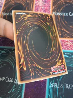 Yugioh Blackwing - Gale the Whirlwind PGL2-EN073 Gold Rare 1st Edition Near Mint - Image 4