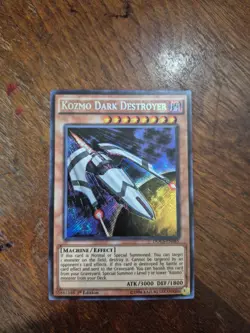 *** KOZMO DARK DESTROYER *** 1ST EDITION SECRET RARE DOCS-EN085 YUGIOH! - Image 1