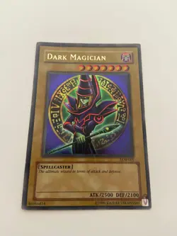 Yugioh Dark Magician LOB-005 OG Print Ultra Rare Holo DAMAGED - Image 1