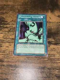 Malevolent Nuzzler - SYE-036 - Common - 1st Edition LP YuGiOh! - Image 1
