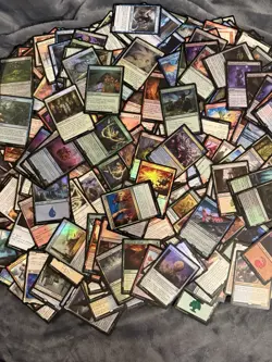 985 Magic The Gathering Bulk Card Lot - All Rarity, Foil & Regular - Image 1