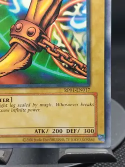 Right Leg of the Forbidden One RP01-EN017 Rare Retro Pack Near Mint Yugioh Card - Image 4