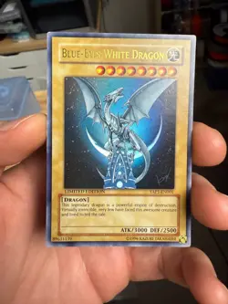 Yugioh Blue-Eyes White Dragon YAP1-EN001 Ultra Rare Limited Edition - Image 1