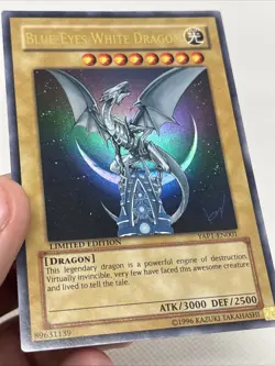 Yugioh Blue-Eyes White Dragon YAP1-EN001 Ultra Rare Limited Edition - Image 3
