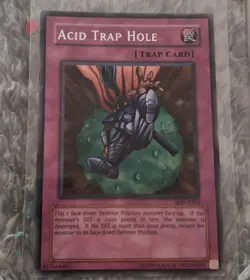 Acid Trap Hole - SDD-E002 Secret Rare Yugioh card - Image 1