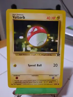 Voltorb 69/82 Team Rocket Unlimited Pokemon Card Vintage NM WoTC Vintage Pokemon - Image 1