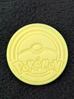 Pokemon Pikachu Flip Coin Rare Waving TCG Vintage Yellow - Image 2