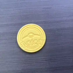 Pokemon Pikachu Flip Coin Rare Waving TCG Vintage Yellow - Image 2