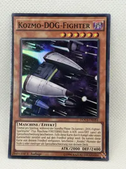 Yugioh! Kozmo Dog Fighter - DOCS-DE084 - Ultra Rare - 1st Edition - NM - German - Image 1