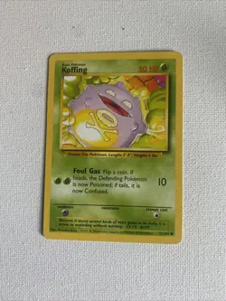 Koffing 51/102 - Common 1999 English Base Set Pokemon Card - Image 1