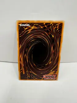 Card Guard EGS1-EN011 Egyptian God Deck: Slifer the Sky Dragon - Image 2