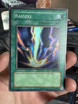 Moderate play- Yugioh! Raigeki - LOB-053 - Super Rare - Unlimited Edition - Image 1