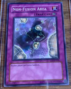 Yugioh! LP Non-Fusion Area - EEN-EN059 - Common - Unlimited Edition Lightly Play - Image 1