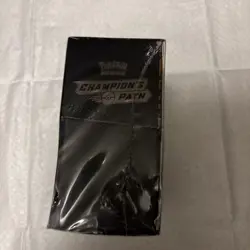 Pokemon TCG: Champion's Path Elite Trainer Box 820650805455 - Image 4