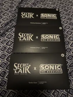 [MTG X Sonic The Hedgehog Secret Lair] Super Sonic Bundle (Foil) - In Hand - Image 1