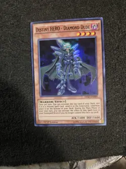 1X NM Destiny HERO - Diamond Dude - DESO-EN009 - Super Rare 1st Edition yugioh - Image 1