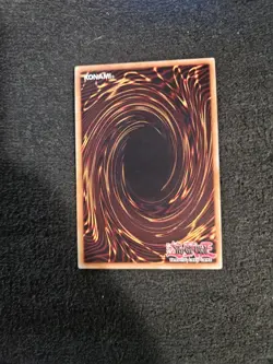 1X NM Destiny HERO - Diamond Dude - DESO-EN009 - Super Rare 1st Edition yugioh - Image 2