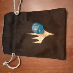 Final Fantasy Mtg Promo Dice w/ FF Felt Bag- D10 -Pre-Release Blue Crystal - Image 1