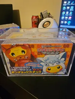 Pokemon 2017 Alolan Vulpix / Pikachu Poncho Japanese Center Exclusive Box Sealed - Image 1