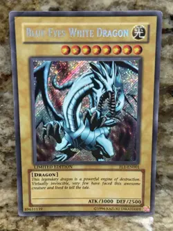 Yugioh - Blue-Eyes White Dragon FL1-EN001 Secret Rare Limited Edition Promo - LP - Image 1