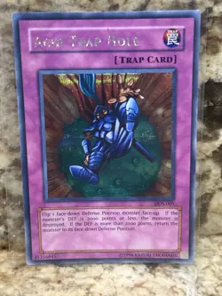 Yugioh Acid Trap Hole DDS-005 Secret Rare - LP - Image 1