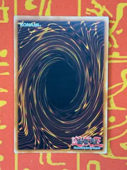 YUGIOH TIME WIZARD SUPER RARE NEAR MINT DL1-E001 - Image 2