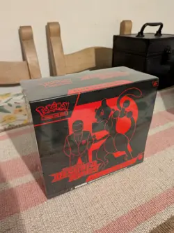 Pokemon TCG Destined Rivals ETB Elite Trainer Box - New & In Hand ✅ - Image 1