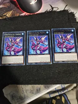 x3 CXyz N.As.Ch. Knight - JUSH-EN060 - Rare - YuGiOh - Image 1