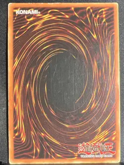 Yugioh Dark Magician SDY-006 Unlimited Ultra Rare Holo - Image 2