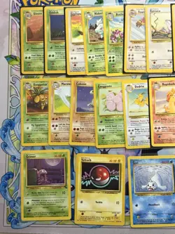 Bulk Lot Mix Of Base Set Vintage Fossil, Jungle Base Set 2 Pokemon Card Bundle - Image 2