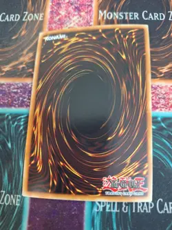 Yugioh CXyz Comics Hero Legend Arthur NUMH-EN042 Secret Rare 1st Edition NM - Image 3