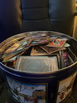 Huge Tin Bulk Of 400+ YuGiOh Playing Cards - Image 3