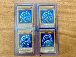 Vintage 90s Yugioh First Edition Blue Eyes White Dragon Holo Lot of (4) Spanish - Image 1