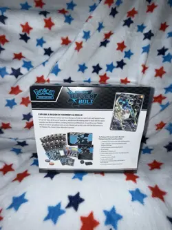Pokemon Center Exclusive ETB Black Bolt and White Flare Bundle BRAND NEW SEALED - Image 4