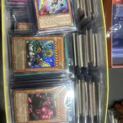 vintage yugioh lot 1996 MIXED CONDITION RANDOM RARES/U RARE/RANDOM 30 CARDS - Image 1