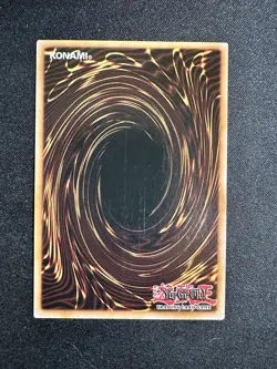 Yugioh Droll & Lock Bird OP08-EN001 Ultimate Rare NM - Image 2